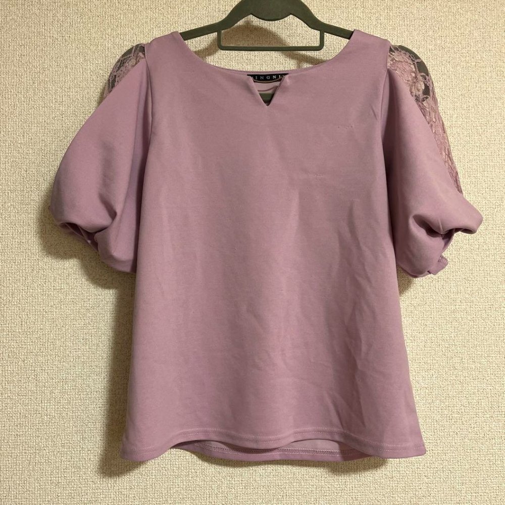 Women's tops Sleeve split lace T-shirt Cut and sewn pullover
